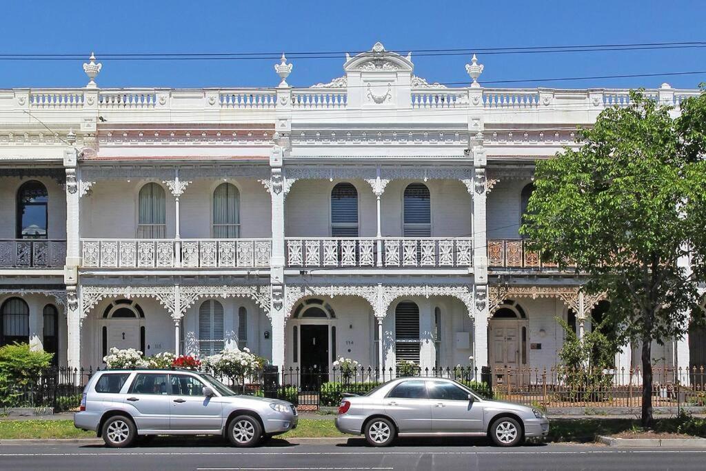 Big A1 Art Deco With Stunning & Views